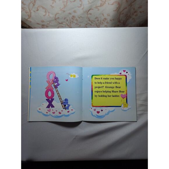 ORIGINAL Vintage 2002 Care Bears What Makes You Happy Paperback Book - Picture 4 of 12